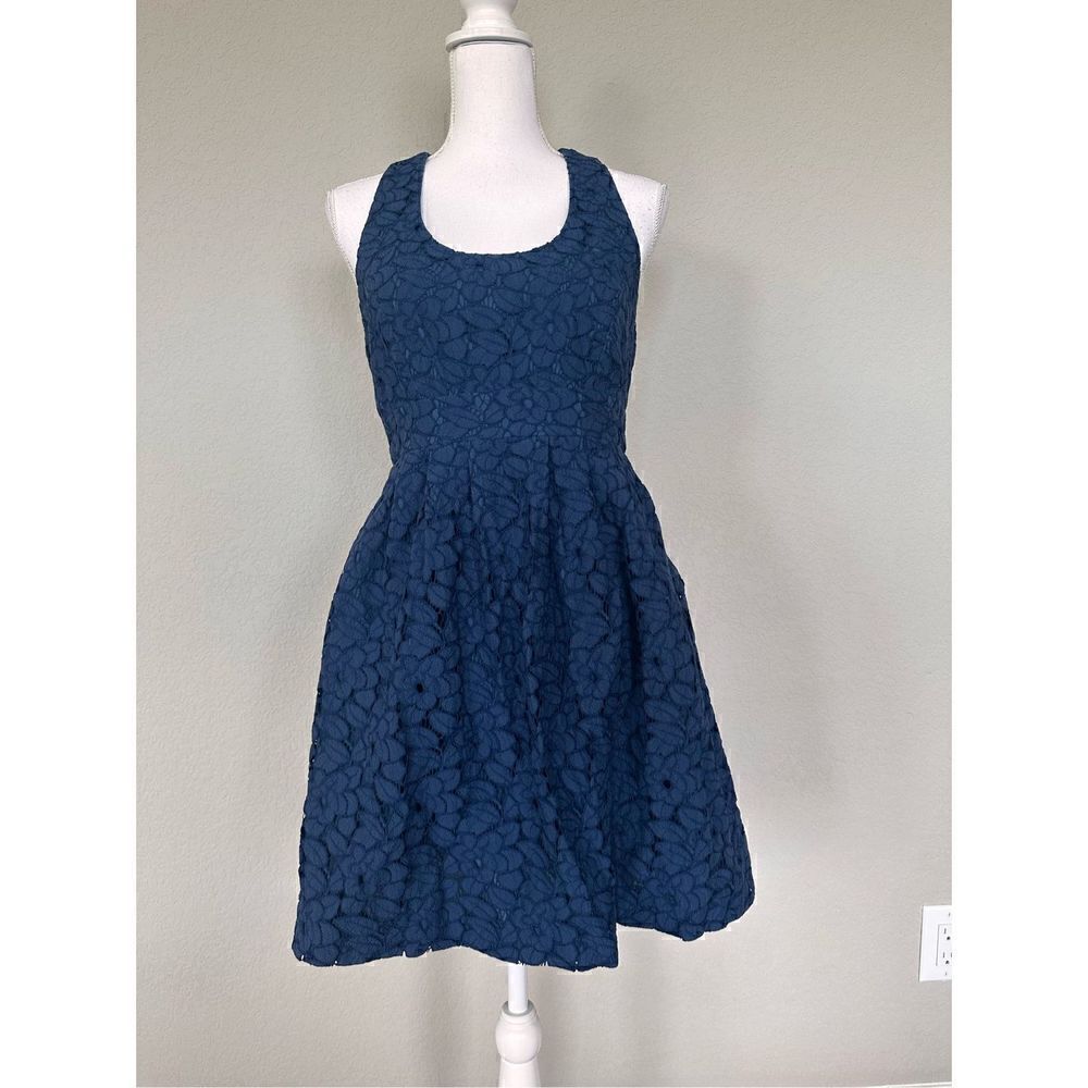 Annie Griffin Floral Lace Dress